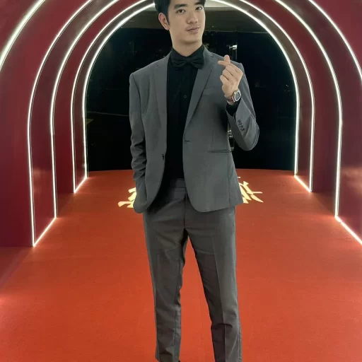 譚詠輝 (Norris Tam)